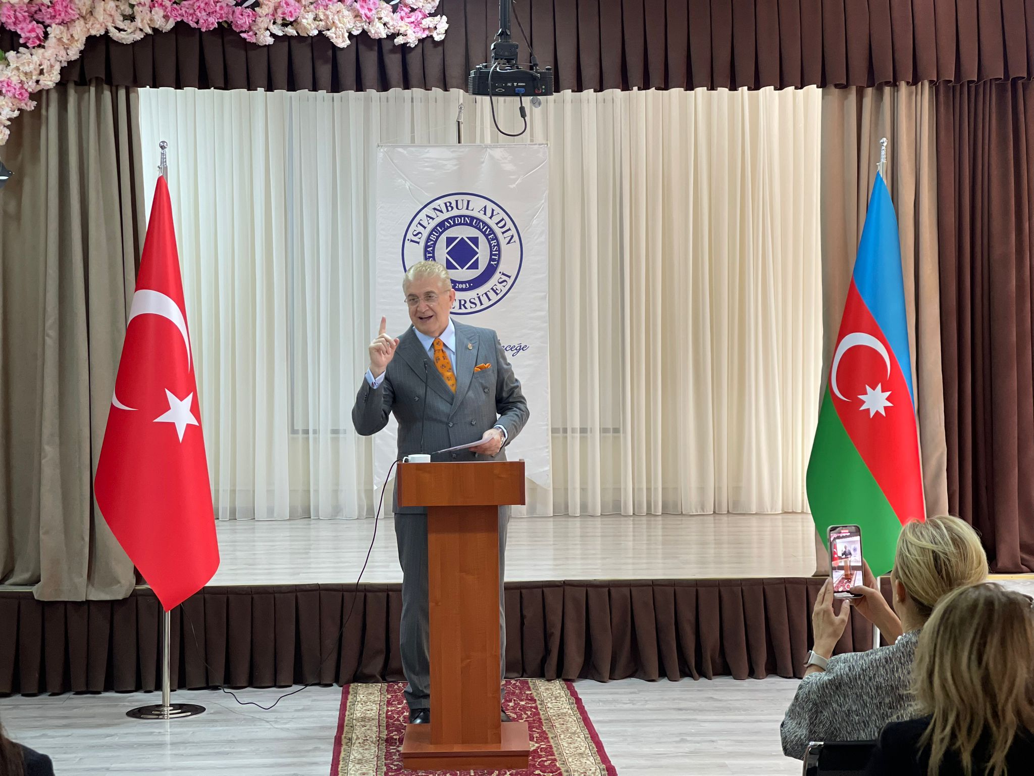PROF. DR. MUSTAFA AYDIN’IN AZERBAYCAN TEMASLARINDA 2. GÜN Öne Çıkan Görsel