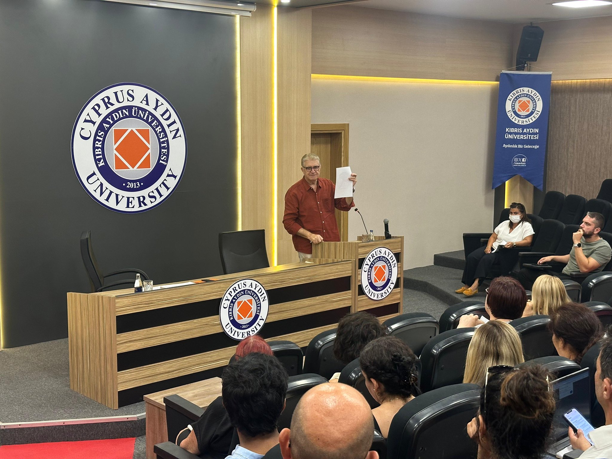 KIBRIS AYDIN ÜNİVERSİTESİ, ONURSAL BAŞKAN PROF. DR. MUSTAFA AYDIN BAŞKANLIĞINDA BİR ARAYA GELDİ Öne Çıkan Görsel