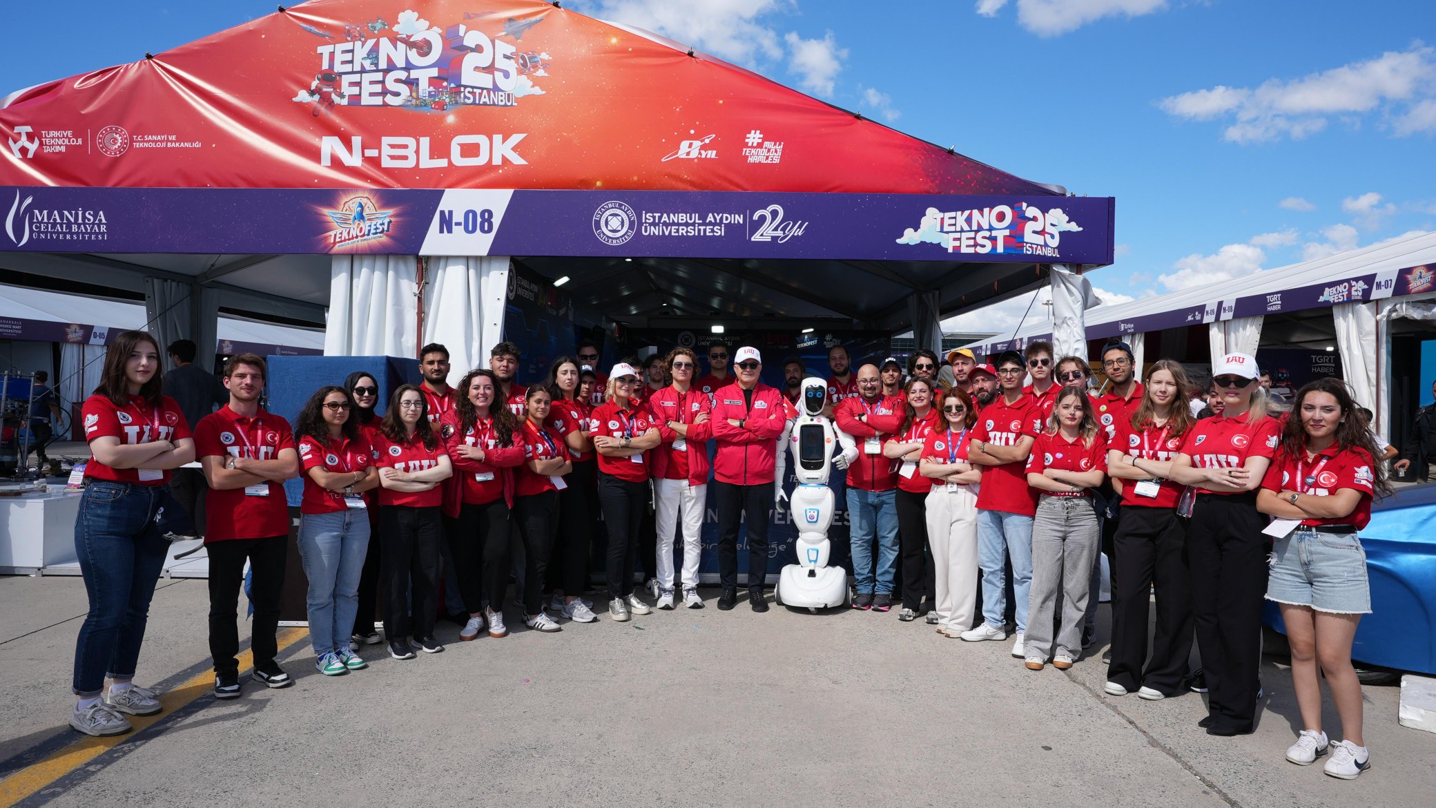 PROF. DR. MUSTAFA AYDIN, TEKNOFEST’TE GENÇLERİN YANINDAYDI Öne Çıkan Görsel