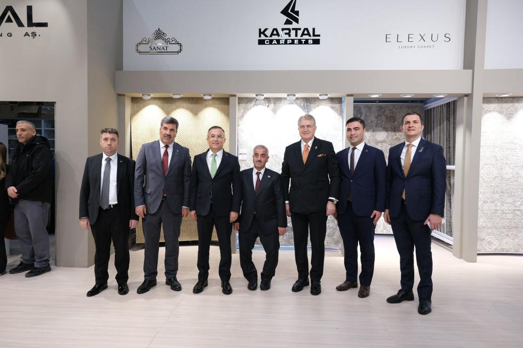 PROF. DR. MUSTAFA AYDIN, ICFE ULUSLARARASI HALI VE ZEMİN KAPLAMALARI FUARINI ZİYARET ETTİ Öne Çıkan Görsel