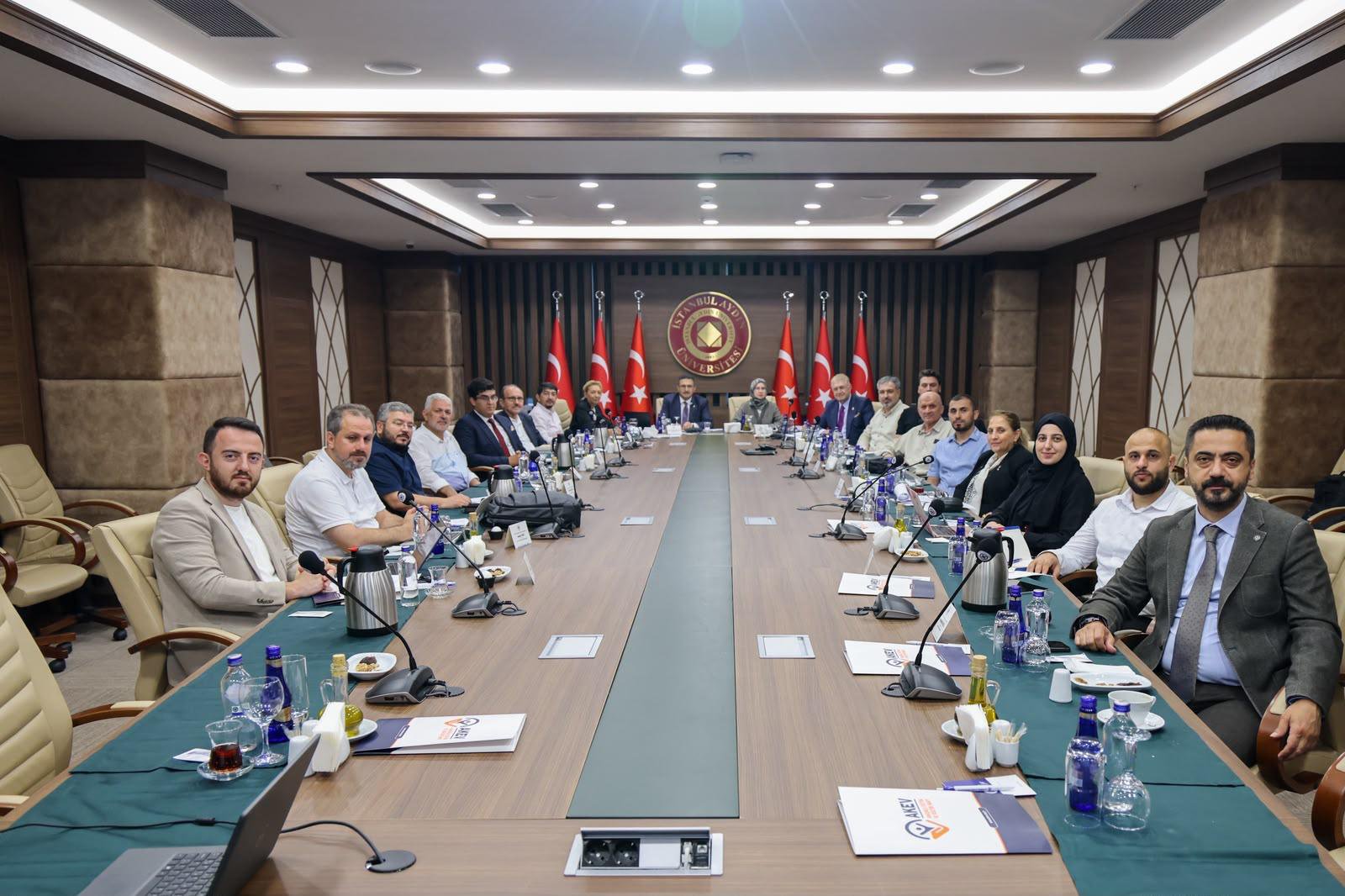 https://mustafaaydin.com/wp-content/uploads/2026/10/AKEV.jpg